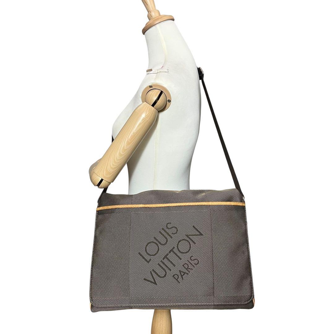 美品✨　ルイヴィトン　ダミエジェアン　メサジェ　メッセンジャーバッグ　大容量