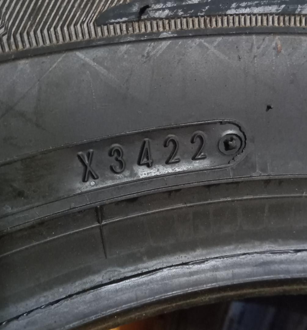 送料含その①2本未使用ダンロップSPスポーツLM705　195/60R15