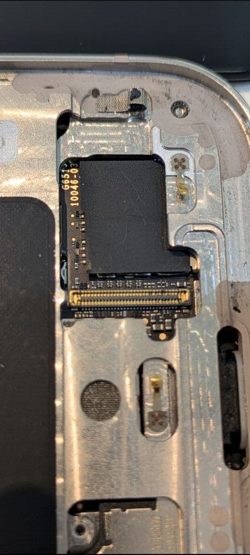 yoshi　ジャンク品　Pixel 9 pro XL