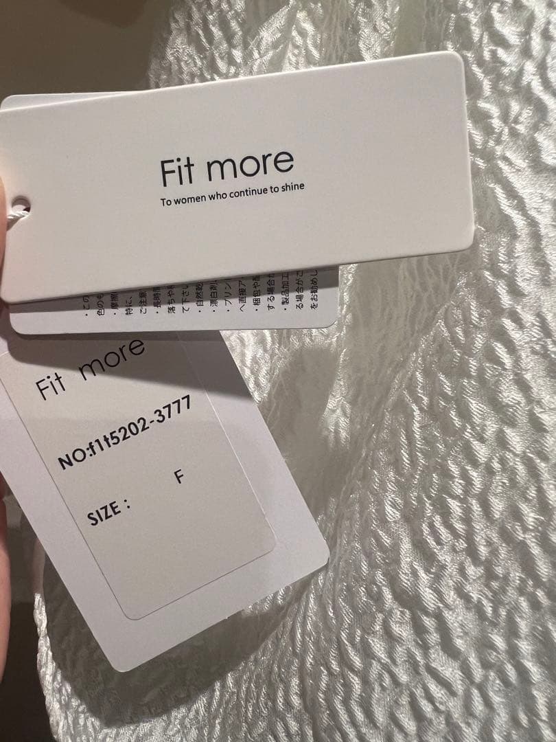 Fit more ジャガードカシュクールペプラムトップス