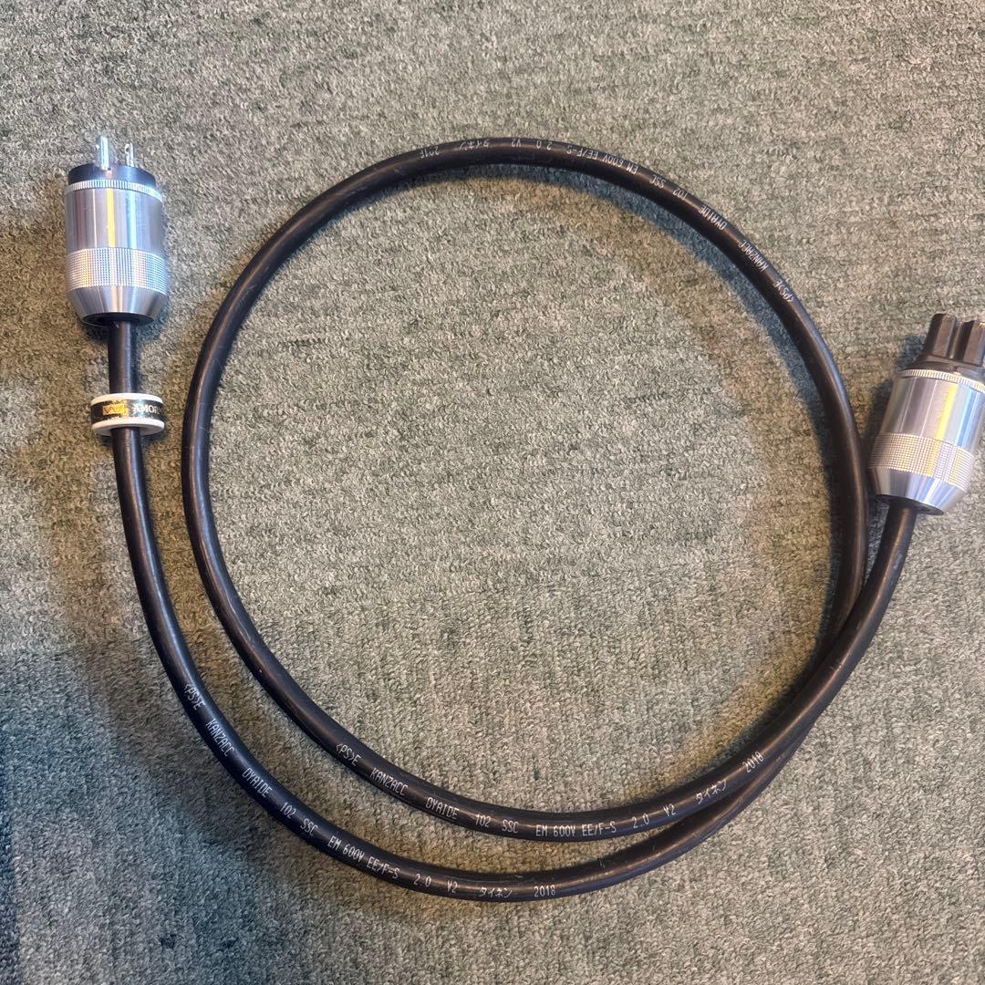 オヤイデKAWABAC DYNAMITE 102 SSC 電源ケーブル