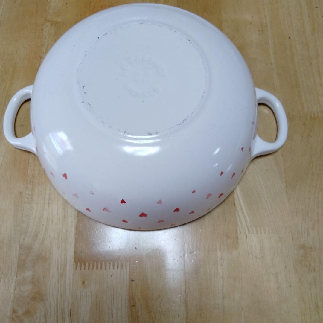 ルクルーゼ 　両手鍋　22ｃｍ