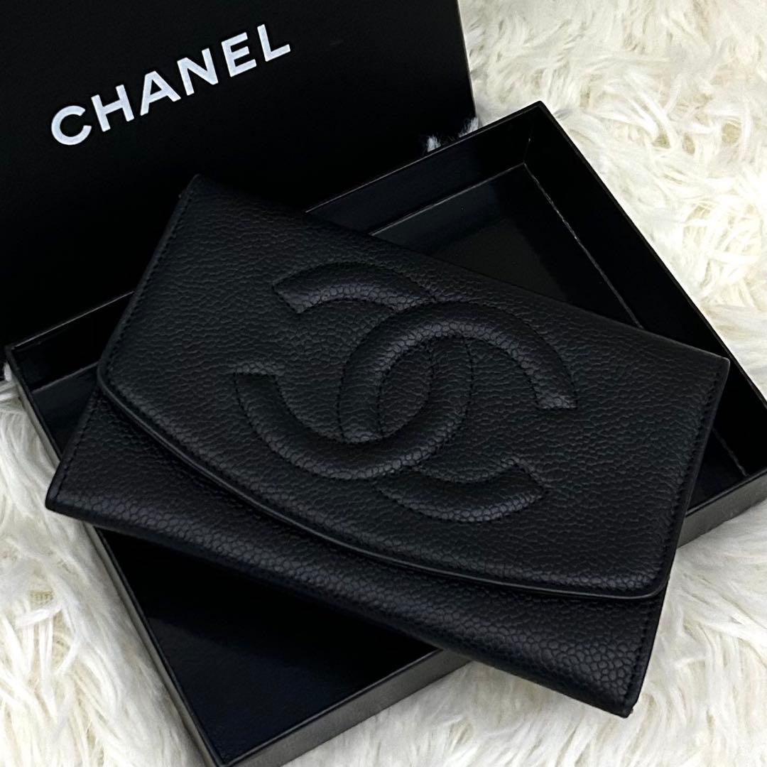 【美品】CHANEL ココマーク キャビアスキン 二つ折り財布 ブラック
