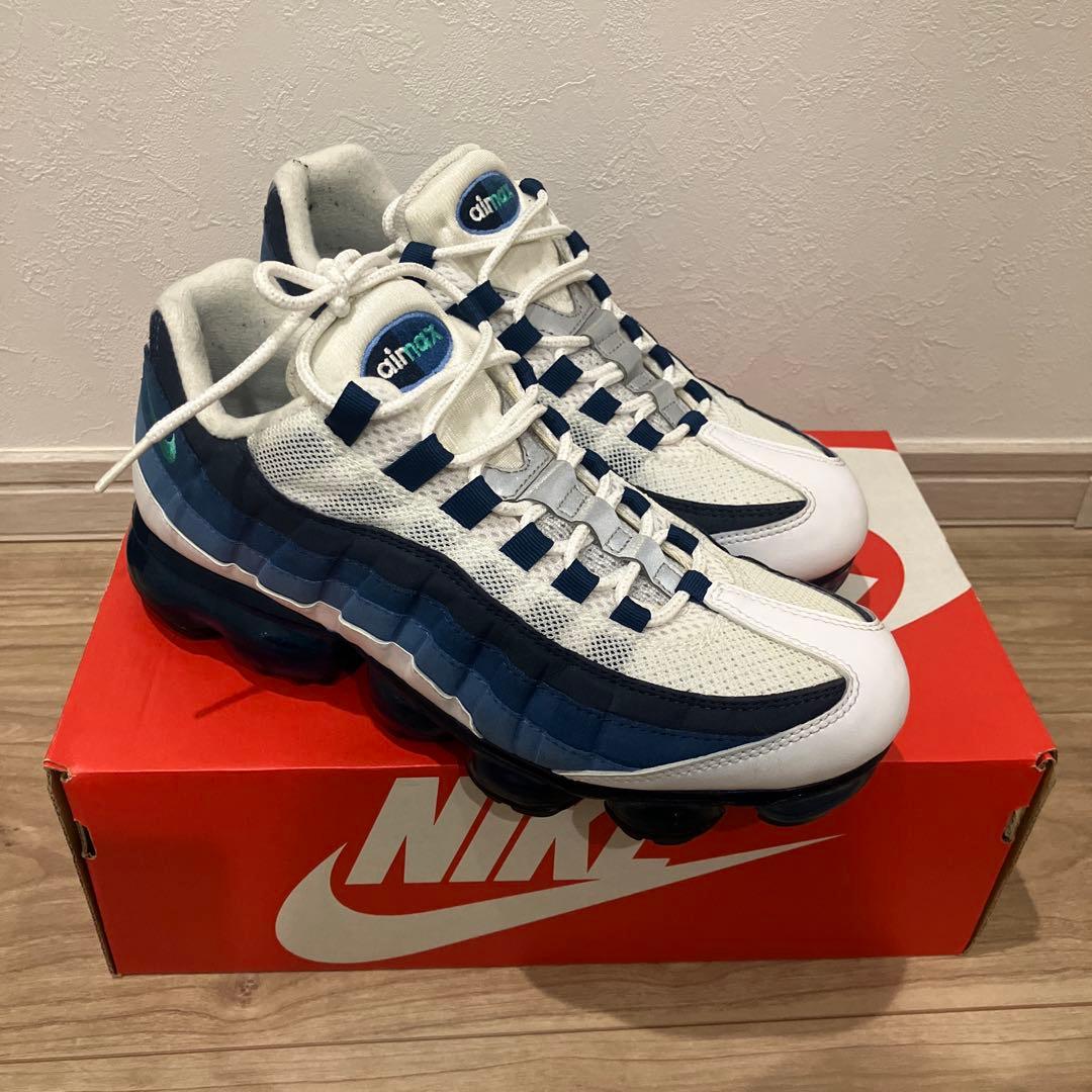 靴 AIR VAPORMAX 95