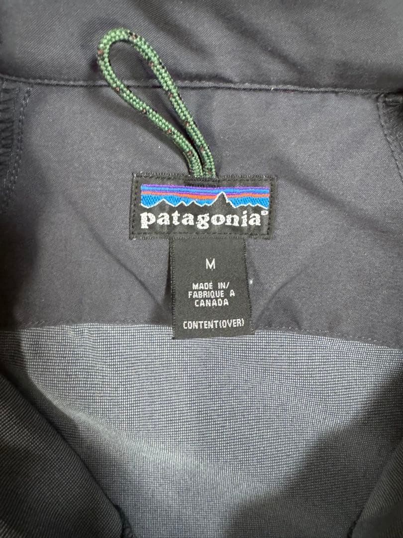 【美品】patagonia ハイドロシェッド カナダ製 Mチャコール SST