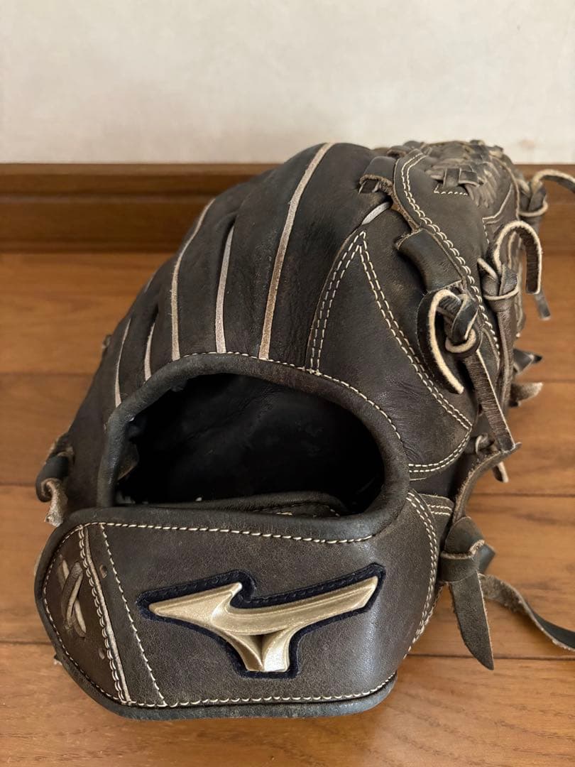 Mizuno グローバルエリート硬式内野