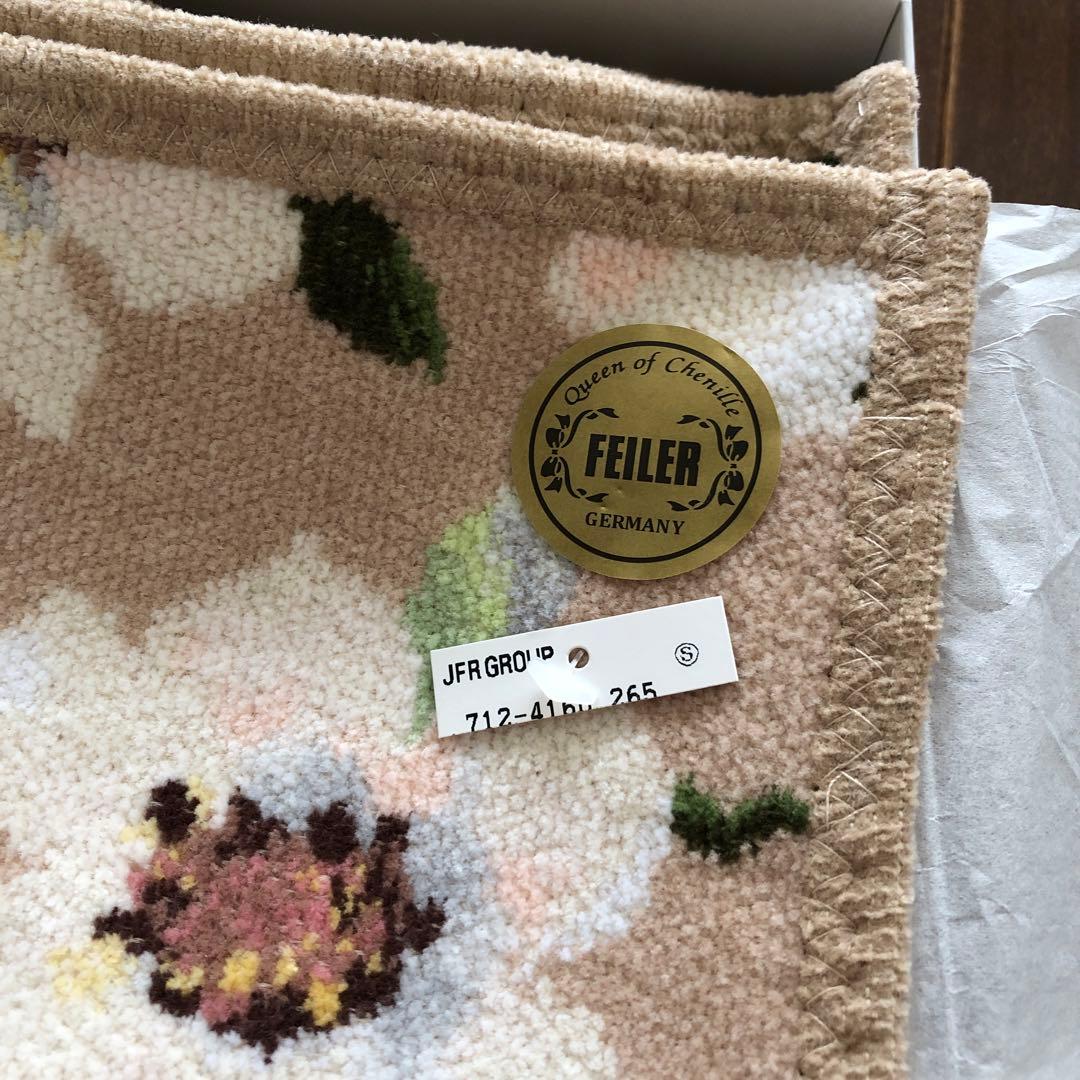 未使用　FEILER プティクロス　ひざ掛け　フェイラー　ベージュ　花柄おくるみ