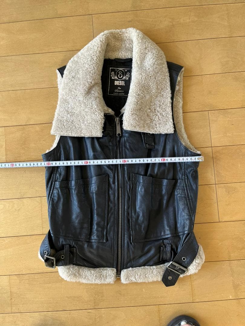 【美品】DIESELレザーベスト／再値下げしました！