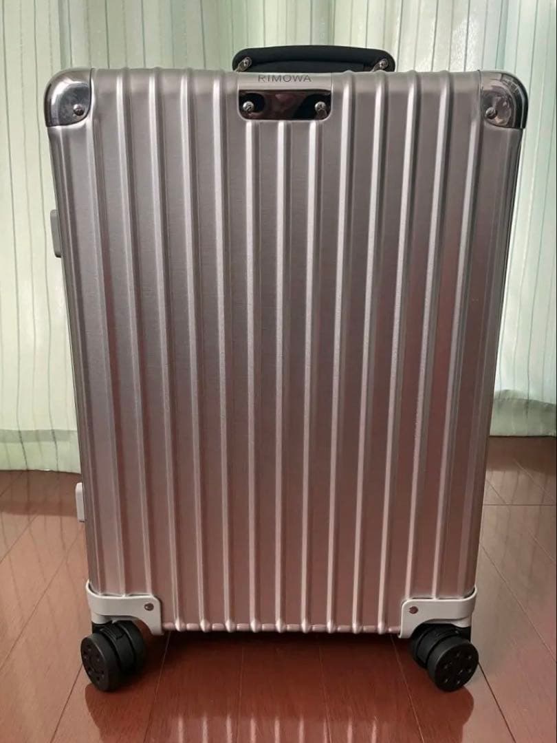 新品未使用 リモワ クラシック キャビンS 33L 機内持ち込み 公式HP購入品