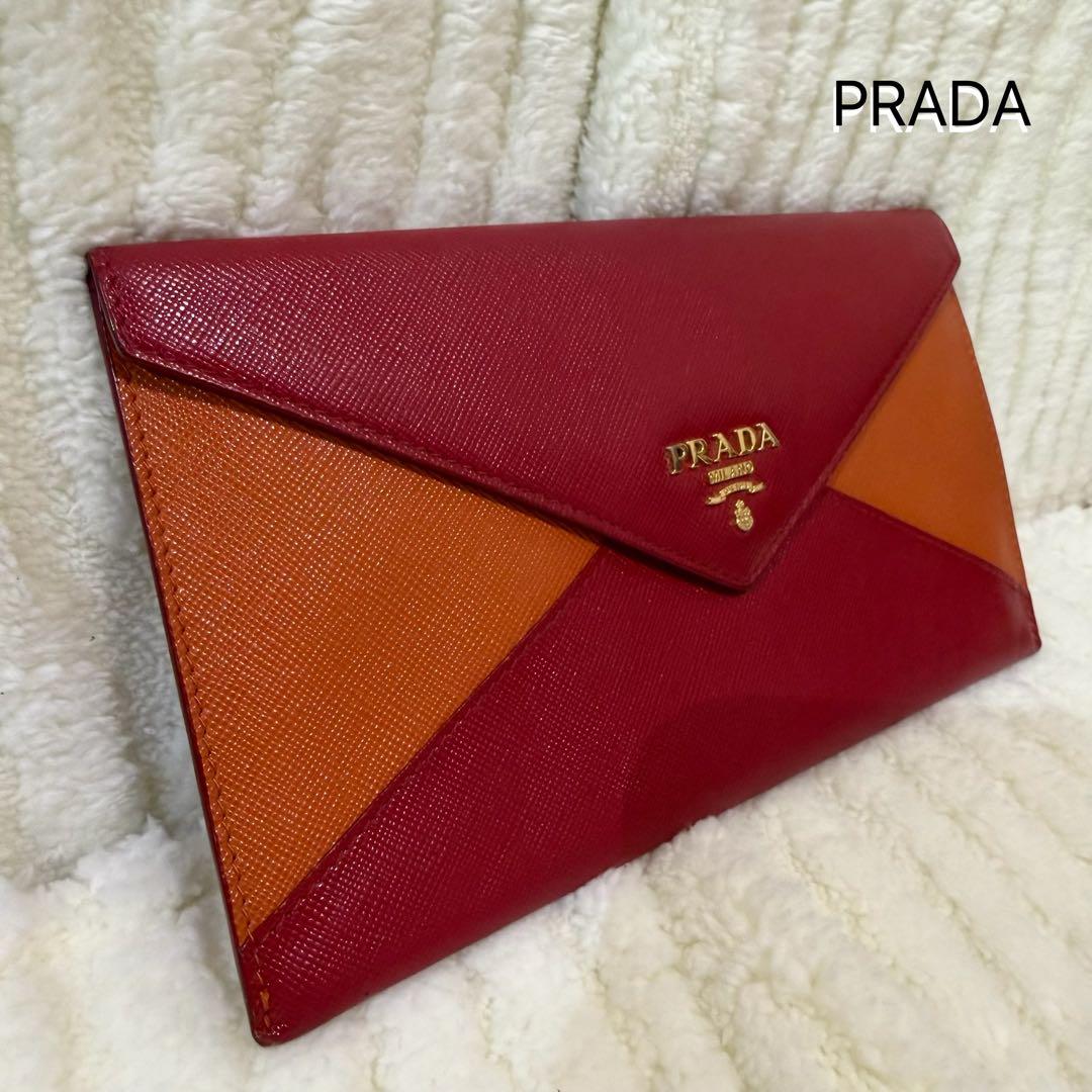 ✨️極美品✨️プラダ 長財布 エンベロープ メタルロゴ サフィアーノレザー レター型