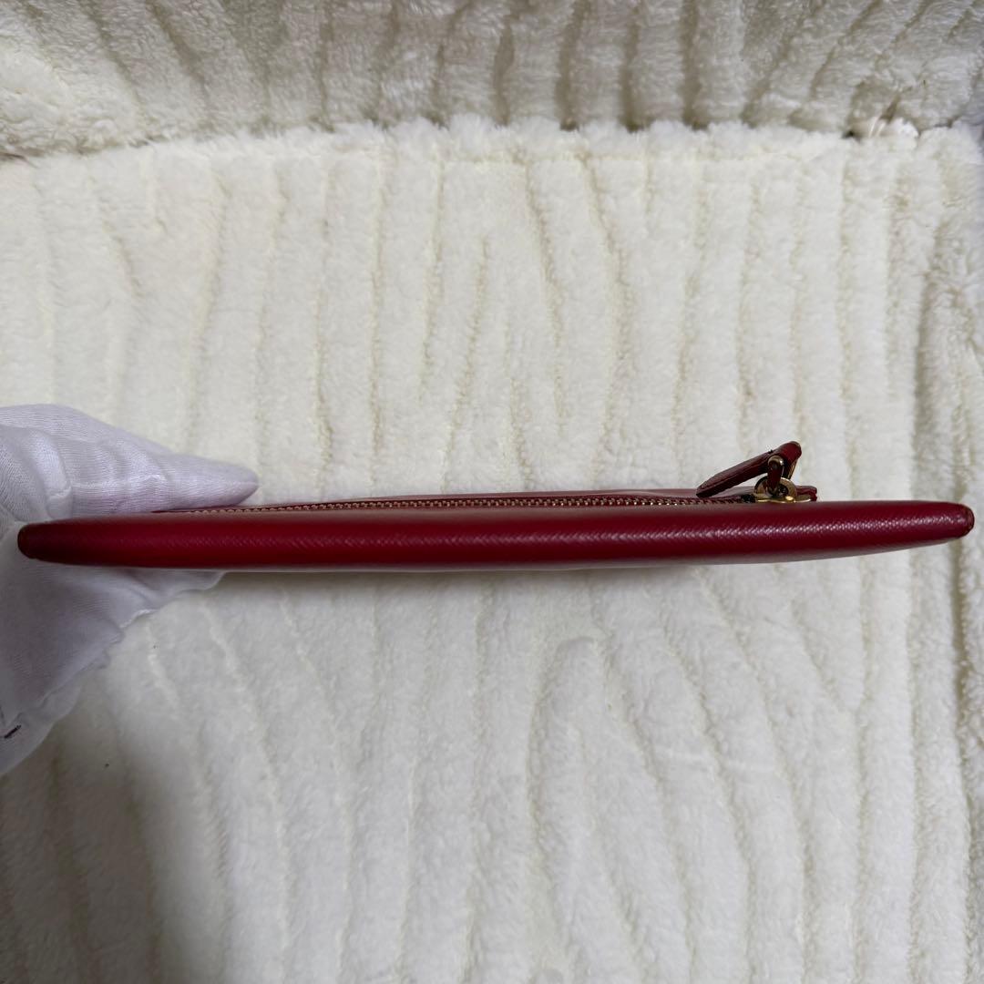 ✨️極美品✨️プラダ 長財布 エンベロープ メタルロゴ サフィアーノレザー レター型