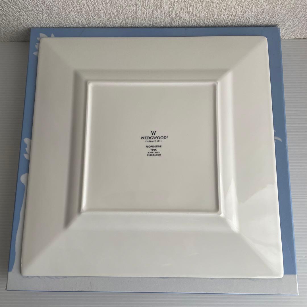 未使用　ウェッジウッド　フロレンティーンピンク　スクエアプレート　箱