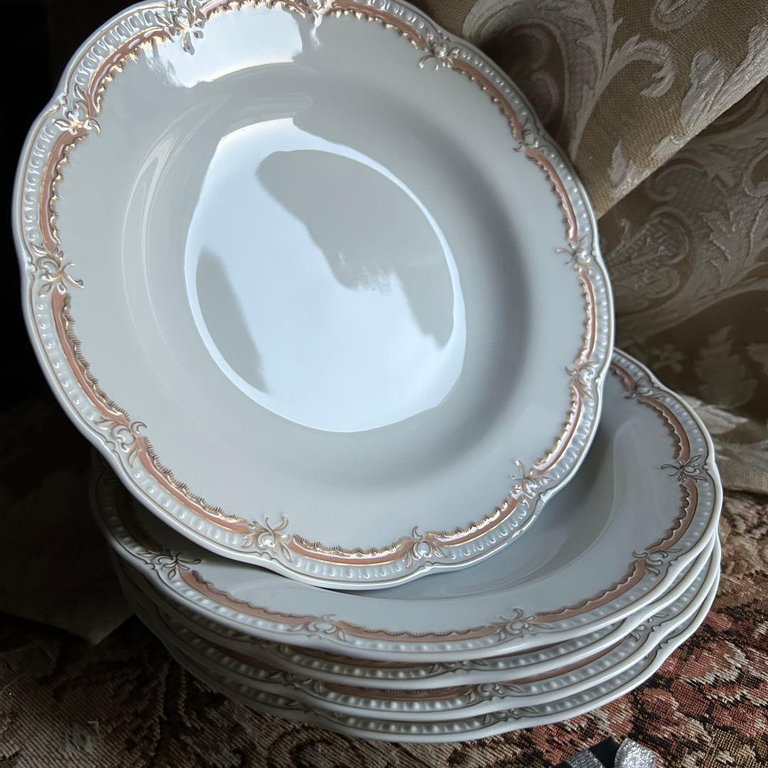 ドイツ製 Hutschenreuther ペールピーチ 金彩 美しいレリーフ5枚