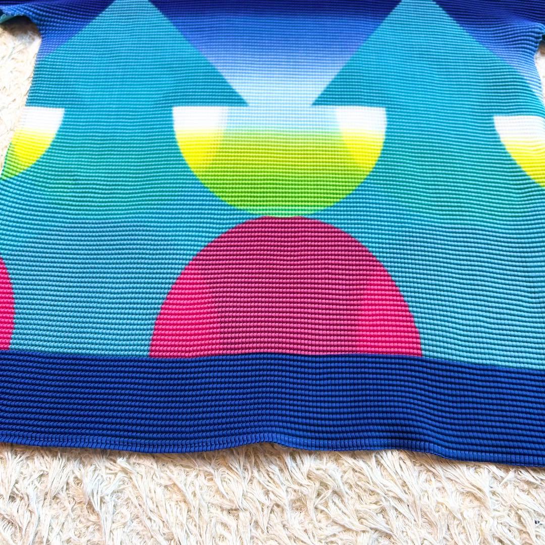 極美品 ✨️イッセイミヤケ me ハイネック トップ ISSEY MIYAKE