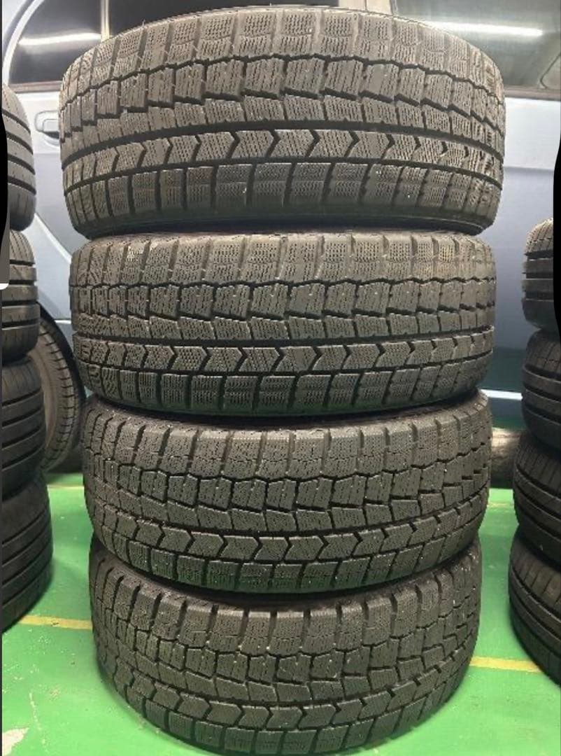 0092432)国産中古スタッドレスタイヤ4本セットダンロップ215/45R17