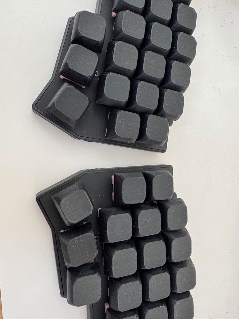 【新品】corne v4 cherryマットブラック完成品　3DP製キーキャップ