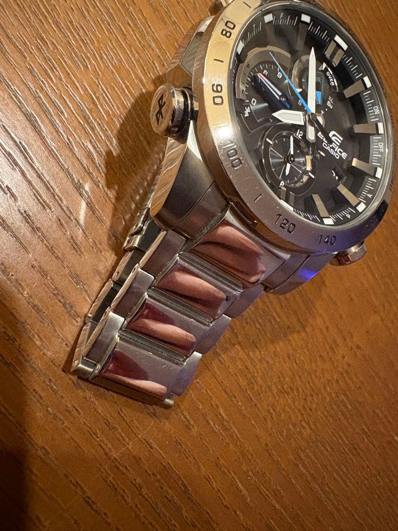 新春限定値下げ　CASIO EDIFICE EQB-800D-1AJF