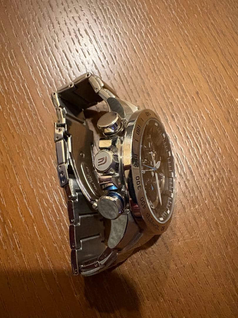 新春限定値下げ　CASIO EDIFICE EQB-800D-1AJF