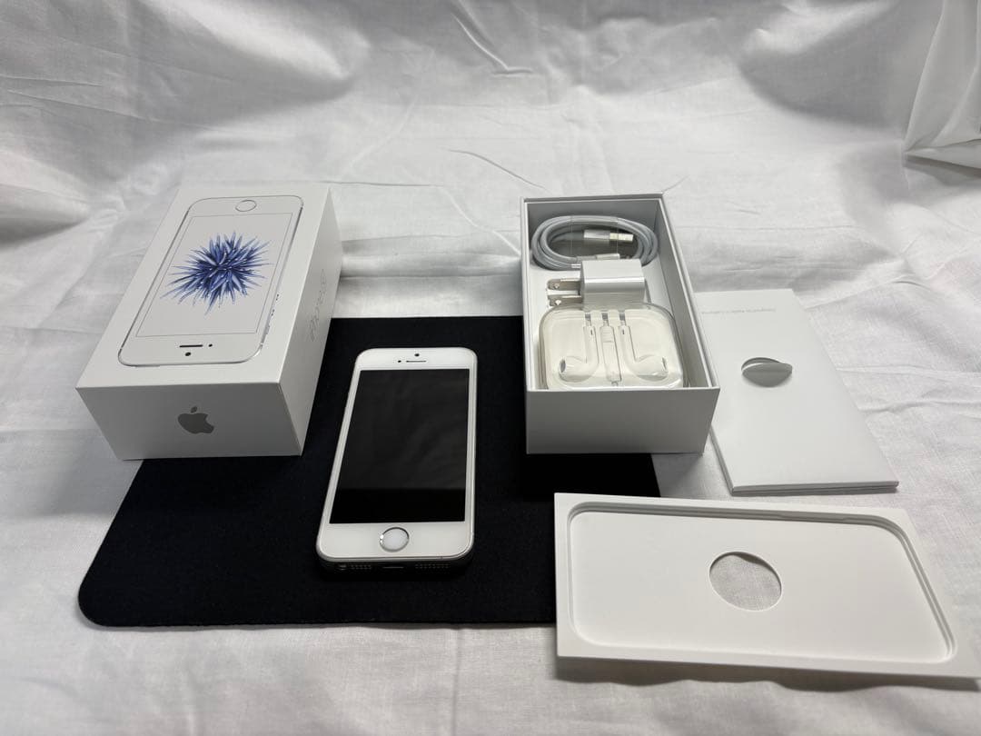 【美品/SIMフリー】iPhone SE 第1世代 Silver 64GB