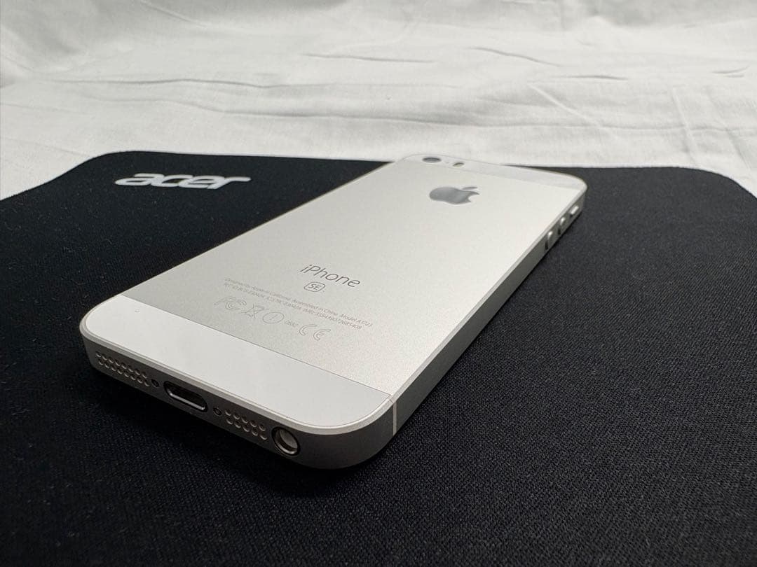 【美品/SIMフリー】iPhone SE 第1世代 Silver 64GB