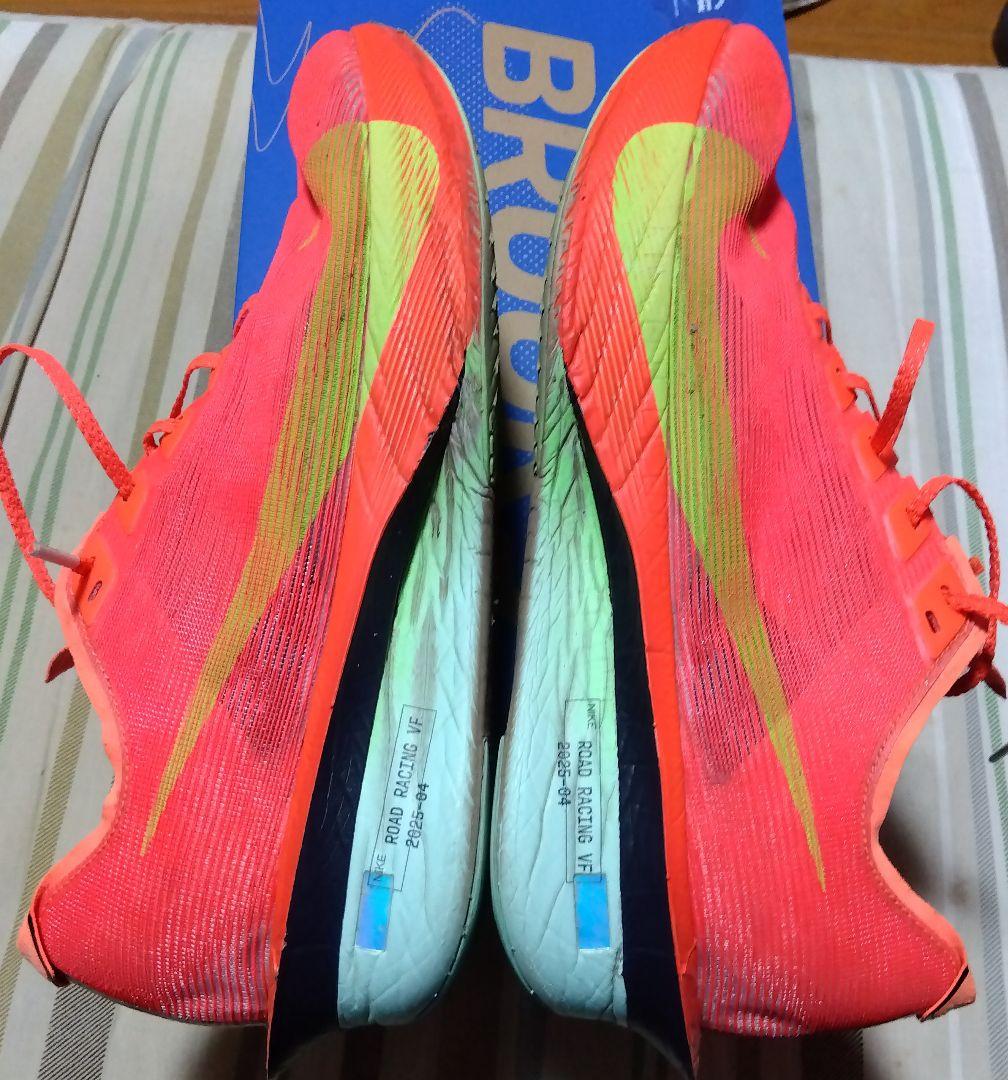 NIKE ナイキ　ヴェイパーフライ4 27.0cm