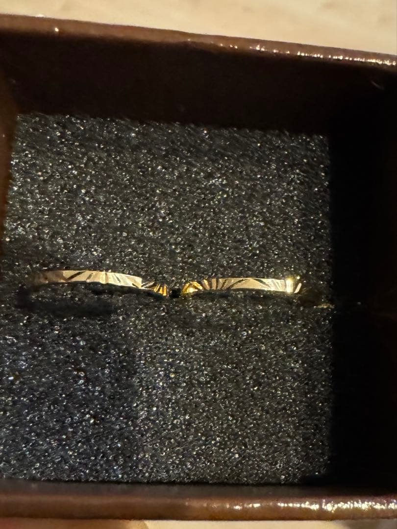 ete | K10YG クレール カット ピアス