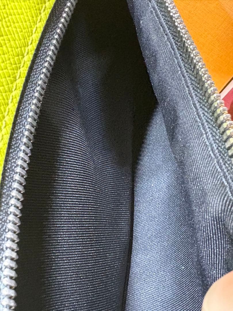 ルイヴィトン　タイガラマ　アウトドアメッセンジャーPM M30239