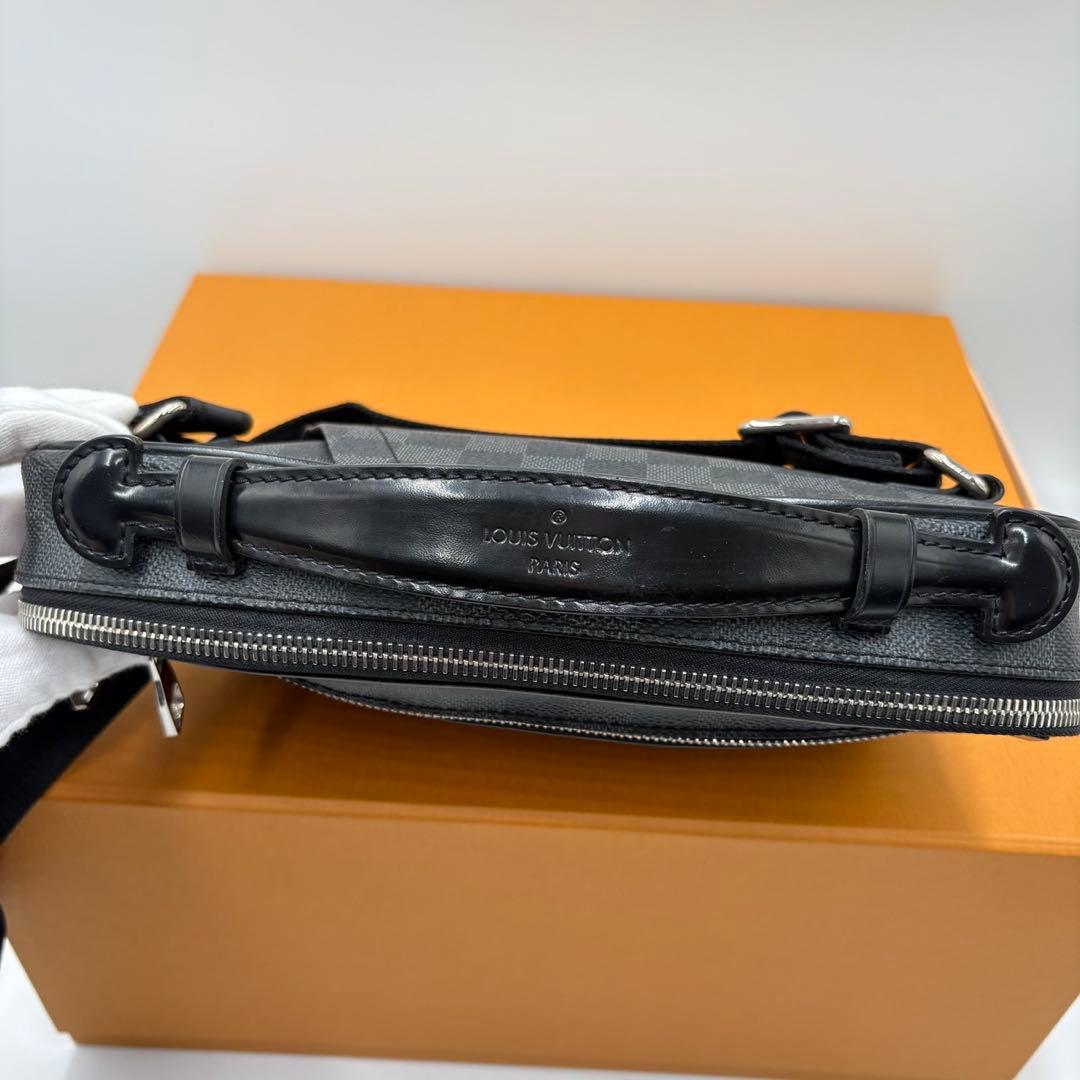 ❣️ルイヴィトン❣️ダミエグラフィット•アンブレール✨バムバックボディバッグ