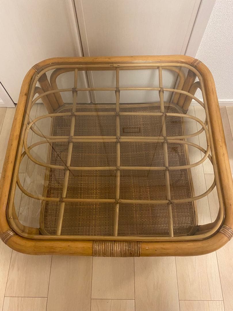 【訳アリ】籐　ラタン製　ガラステーブル 昭和レトロ　アンティーク　北欧　軽量