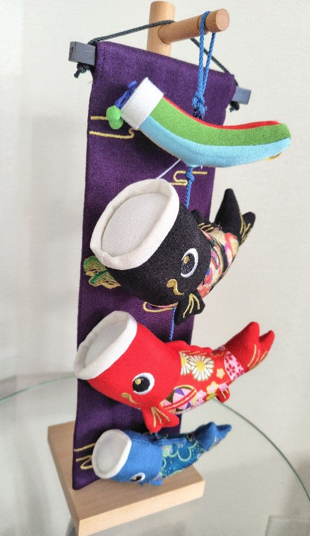 新品✨️室内用吊り飾りの鯉のぼり②小✨️ちりめん細工✕金糸刺繍が豪華でお洒落✨️