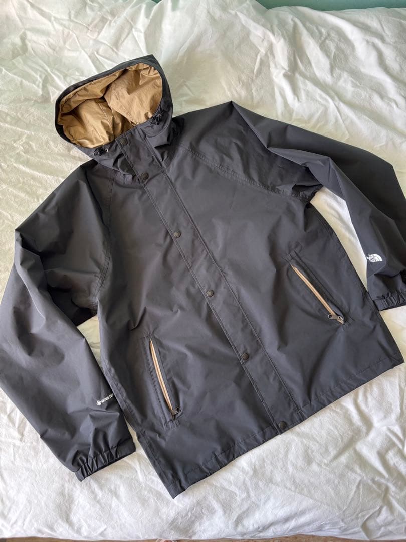 11月購入 NORTH FACE Stow Away Jacket