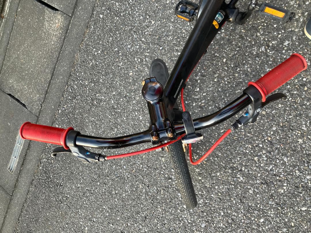 ブリヂストン レベナ ジュニア自転車 黒赤【埼玉引取限定】