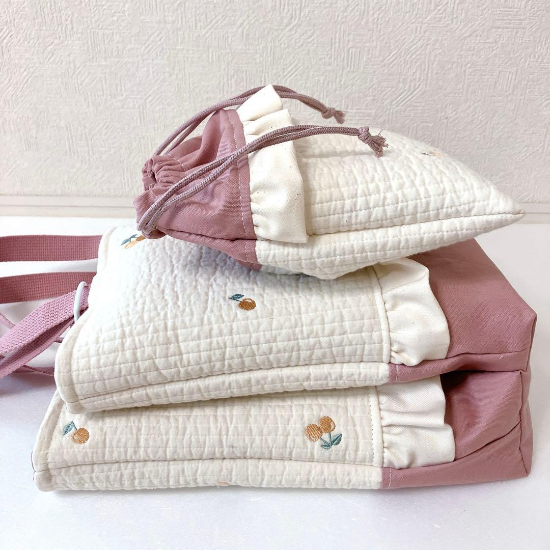 レッスンバッグ 上履き入れ　コップ袋　ヌビ　さくらんぼ刺繍