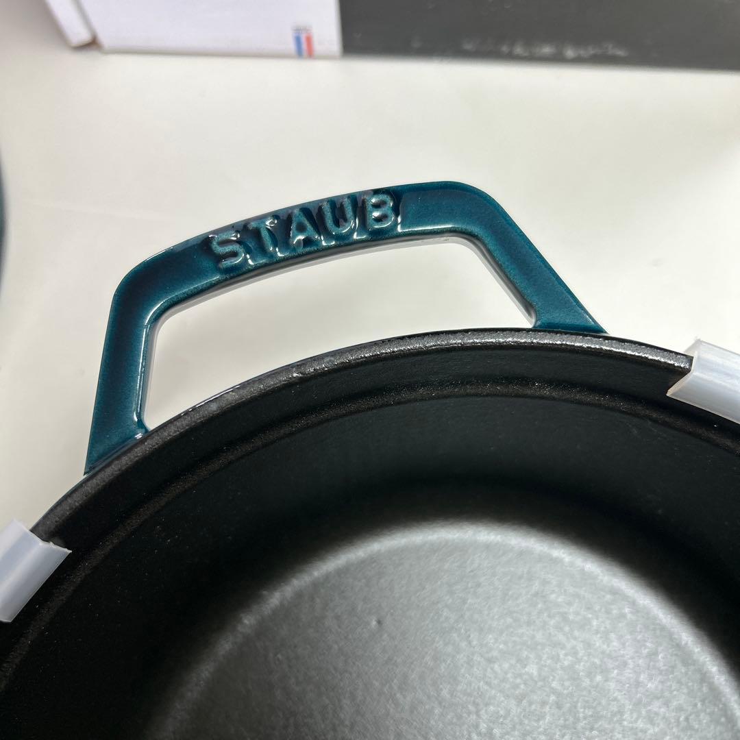 きっぽん【未使用】STAUB ココットラウンド ラメール 22cm