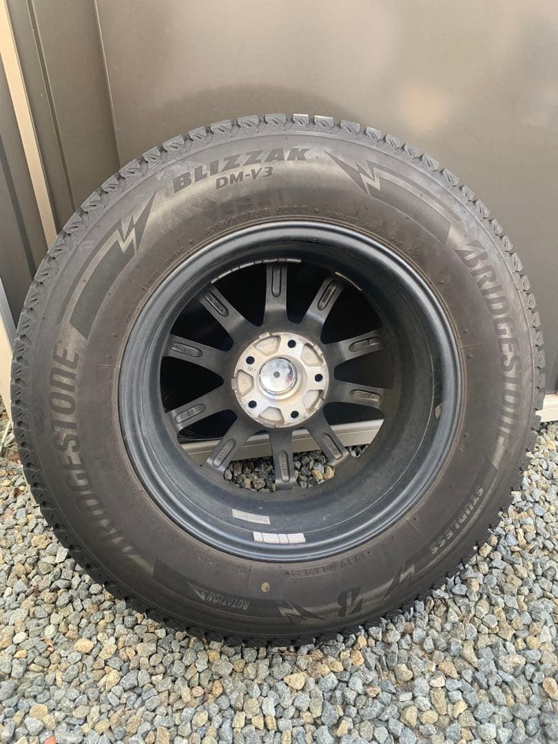 ブリザック16インチ DM-V3 スタッドレス　【中古品】