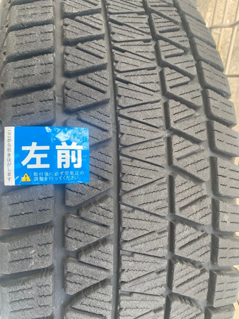 ブリザック16インチ DM-V3 スタッドレス　【中古品】