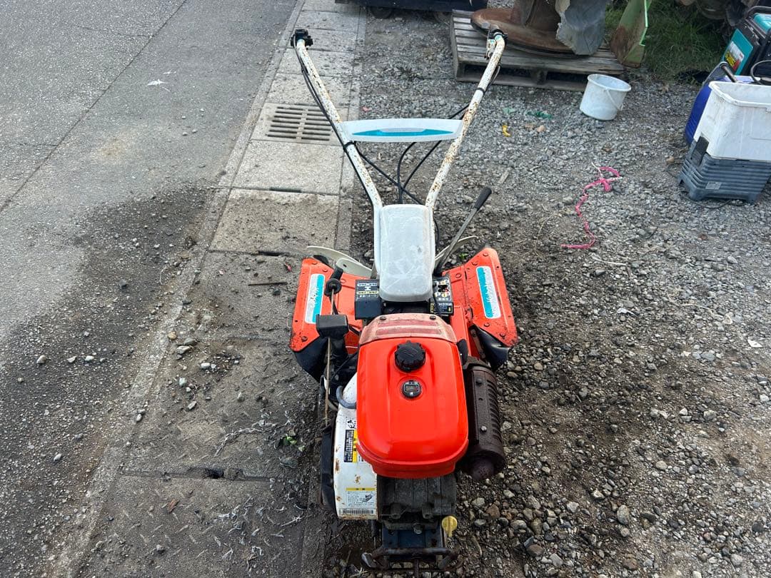 宮崎　クボタ 管理機 TS700W 培土器付 正逆転　耕運機 6.2馬力　畝立て