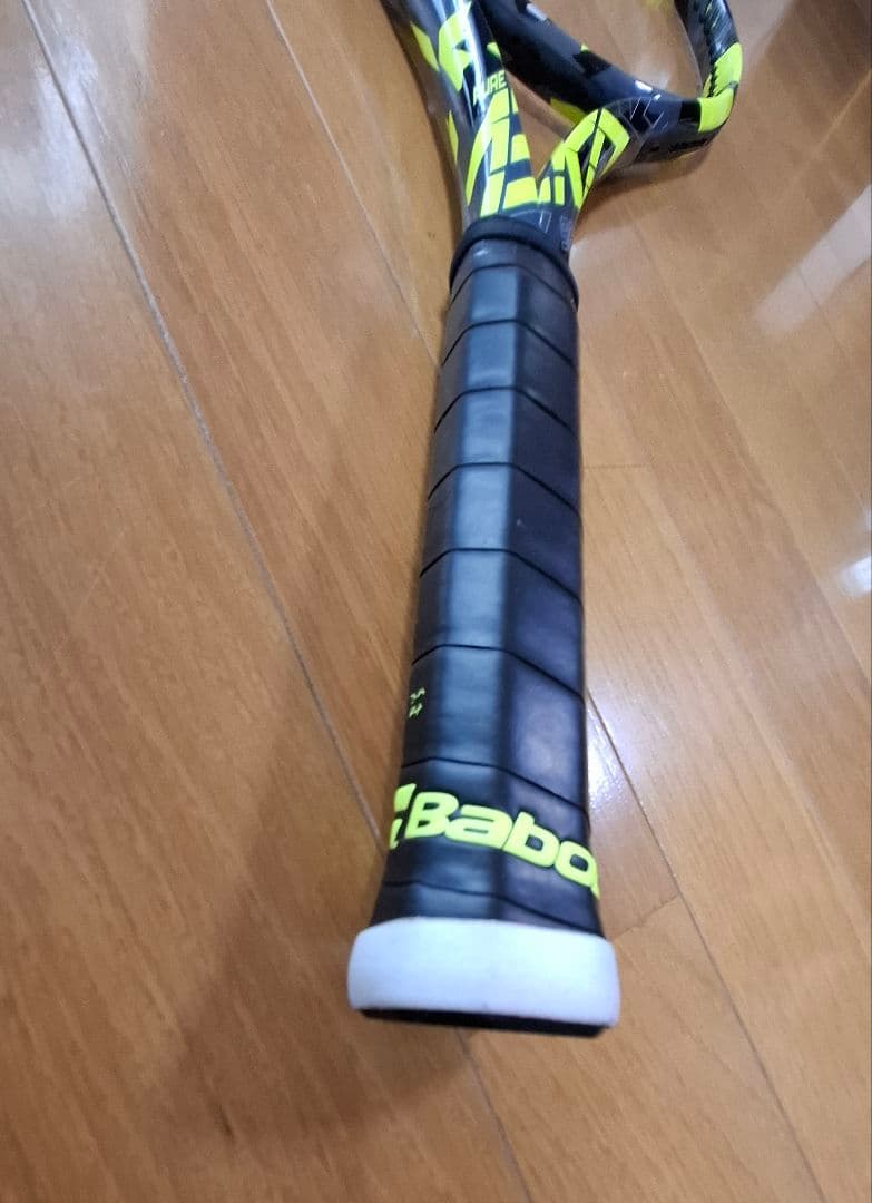 Babolat ピュアアエロ98 グリップ3