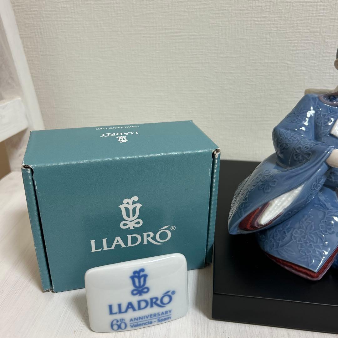 リヤドロ　雛人形 60周年記念モデル！ 正規の元箱、60年記念盾付き！新品！