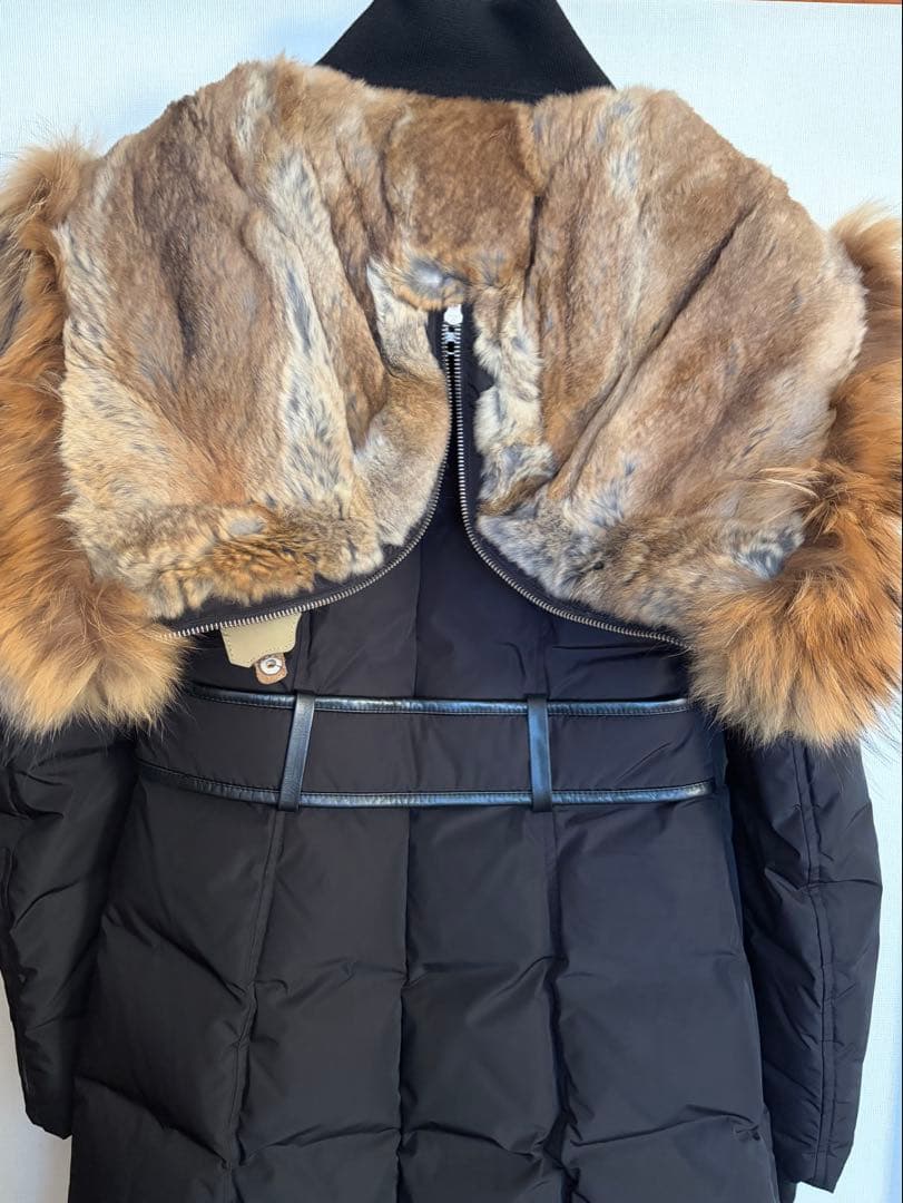 マッカージュ☆ラグジュアリーなファー付 ロングダウン