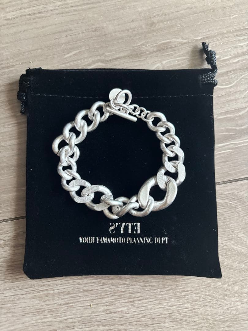 ヨウジヤマモトASYMMETRIC BRASS MANTEL BRACELET