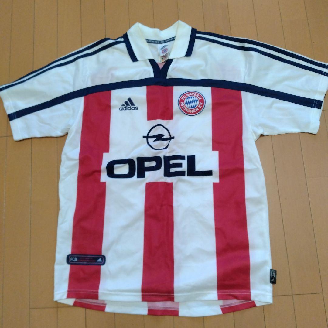 FCバイエルン·ミュンヘン　アウェイユニフォーム