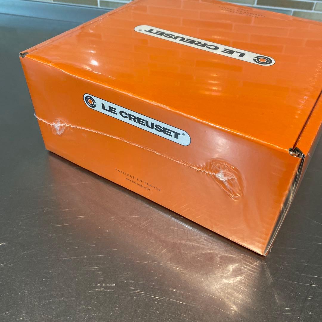 【新品・未使用】LE CREUSET チェリー 赤 ホーロー鍋 20cm
