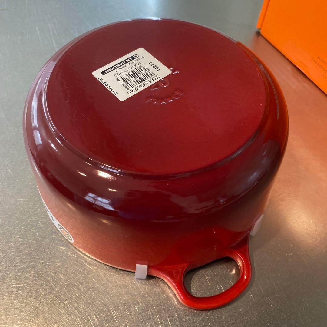 【新品・未使用】LE CREUSET チェリー 赤 ホーロー鍋 20cm