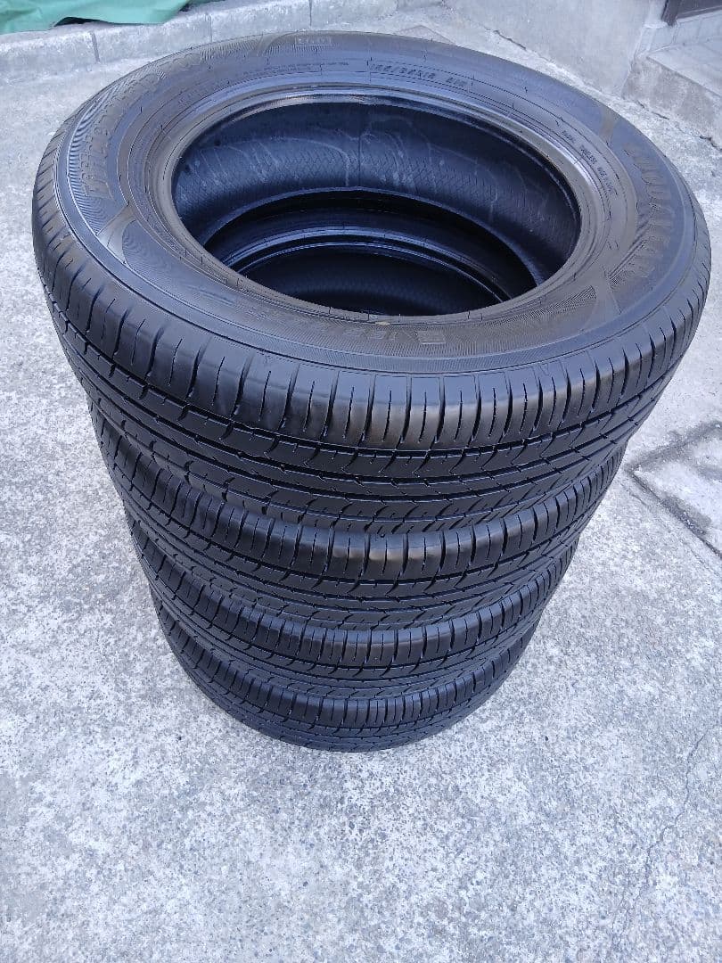 ②GOOD YEAR Efficient grip 195/65R15　2本