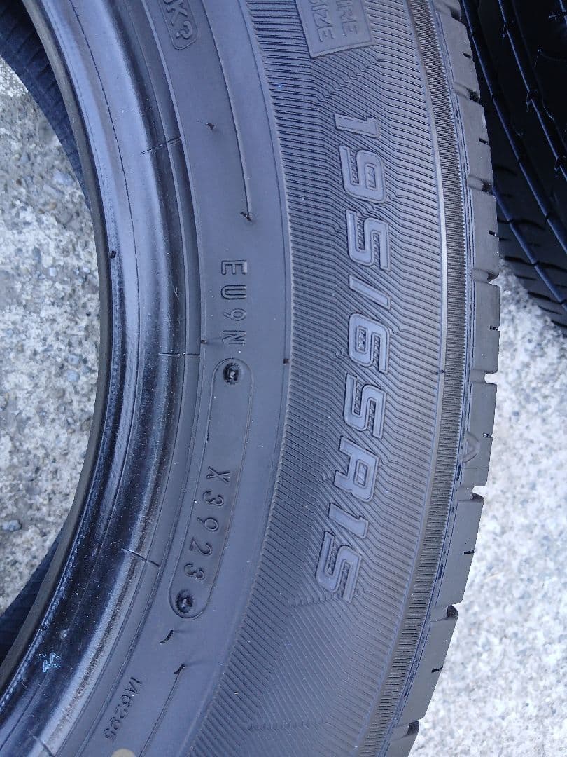 ②GOOD YEAR Efficient grip 195/65R15　2本
