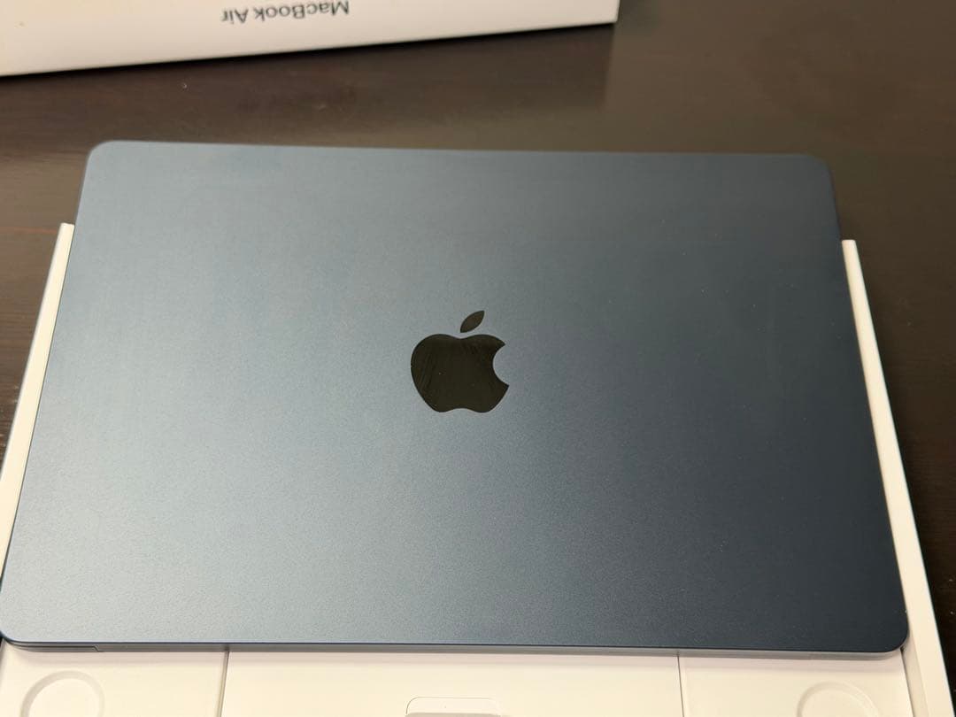 な*さ様 MacBook Air M2 256GB 8GBオフィス認証済