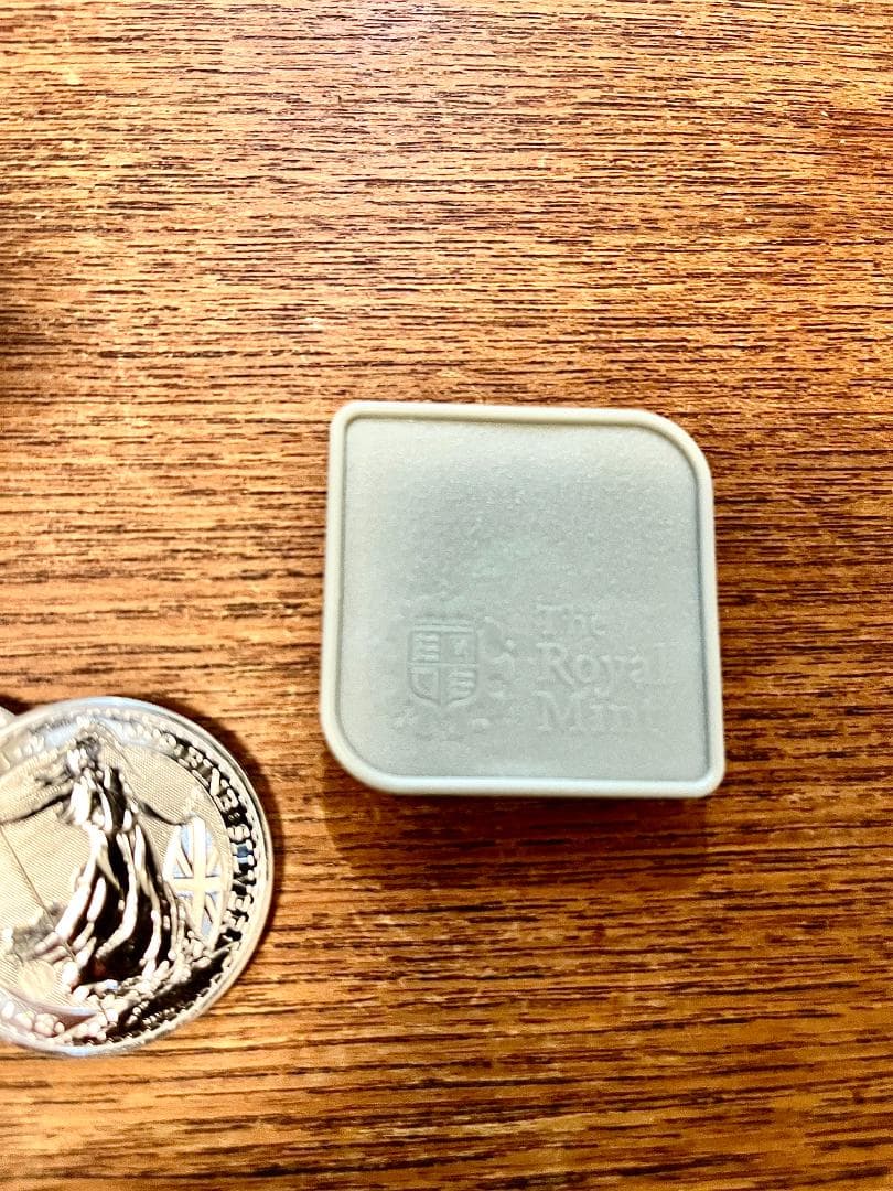 2021 年 1oz シルバー ブリタニア 　イギリス　エリザベス