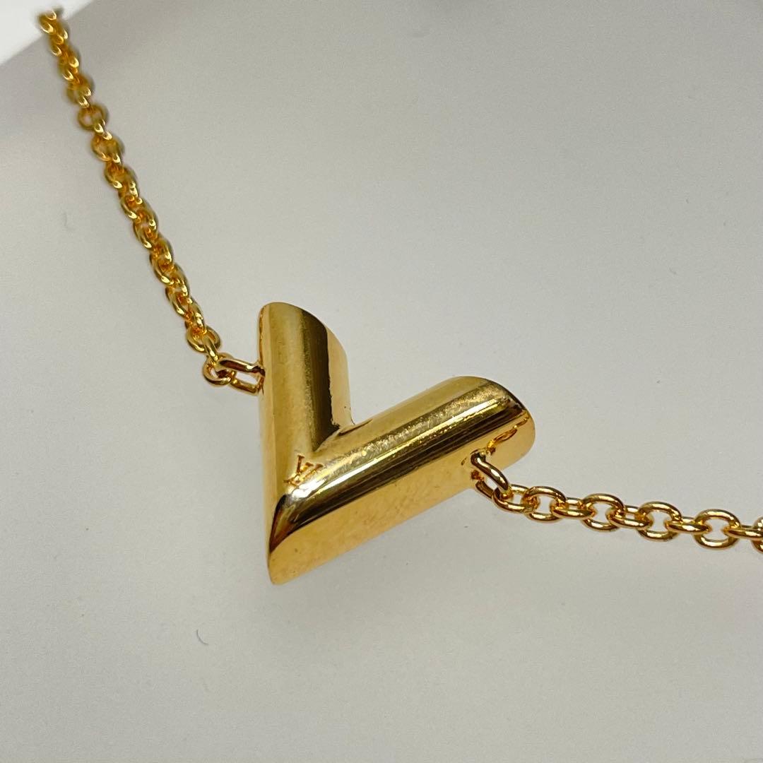 み*き様 LOUIS VUITTON エッセンシャルV ブレスレット　ゴールド