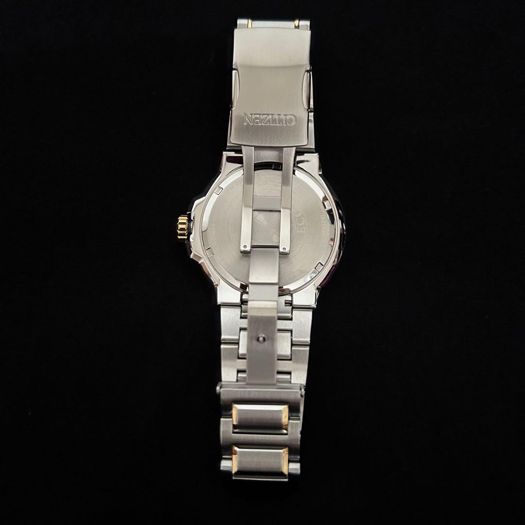 シチズンCITIZEN Eco-Drive WR 200 ネイビーブルー